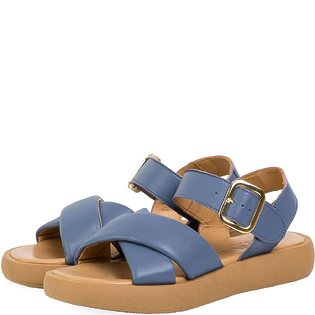 Кожаные сандалии