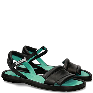 Кожаные сандалии